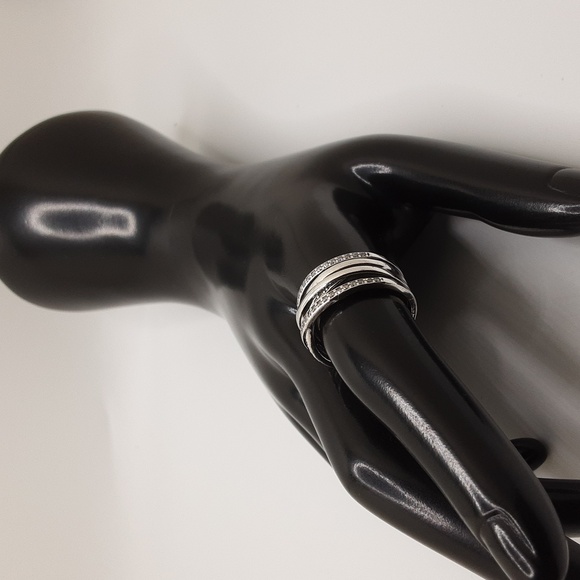 Authentic Pandora Sparkling and Polished Lines Ring - EUC - Picture 5 of 16